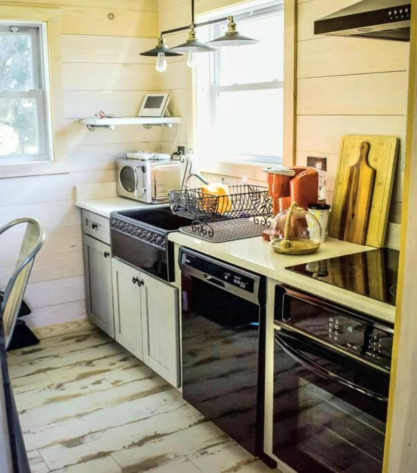 Secluded Tiny House By The Marsh With Hunting Island Beach Pass Frogmore Экстерьер фото