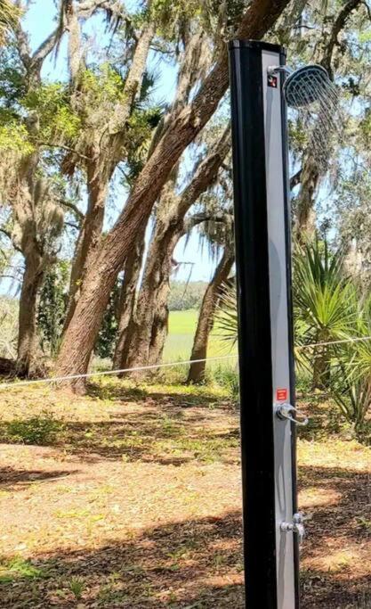 Secluded Tiny House By The Marsh With Hunting Island Beach Pass Frogmore Экстерьер фото